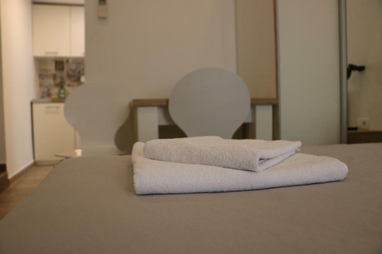 コミジャ The Little Gem Bed & Breakfast エクステリア 写真
